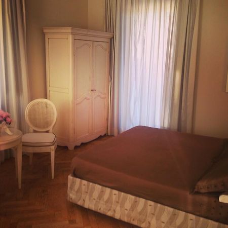 Hotel Langa In Cortemilia Екстер'єр фото
